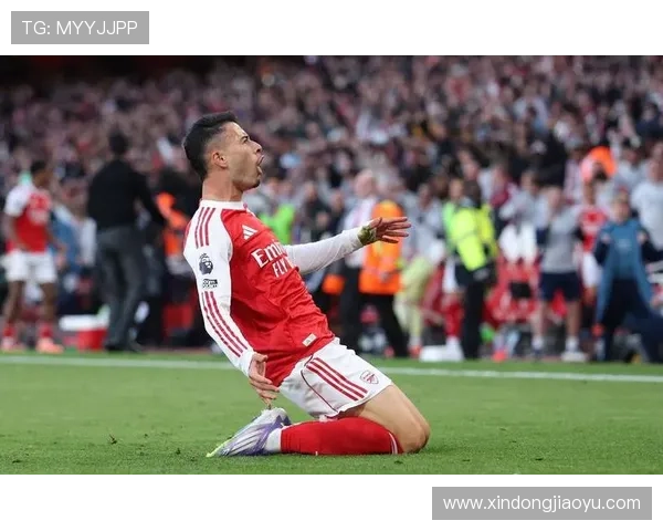 梅里诺梅开二度助攻阿森纳三球完胜布拉格斯拉维亚豪取各项赛事十连胜